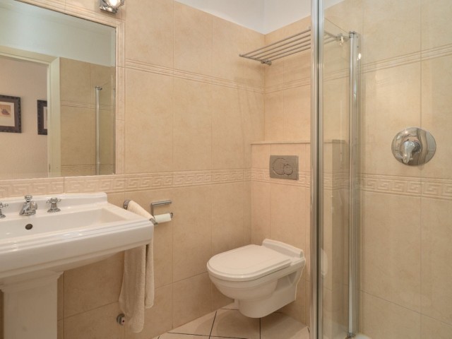 2 Makuuhuoneen Rivitalo Estepona