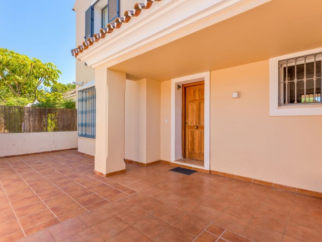 3 Makuuhuoneen Rivitalo Atalaya