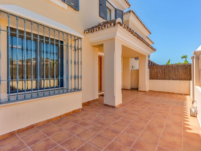 3 Makuuhuoneen Rivitalo Atalaya