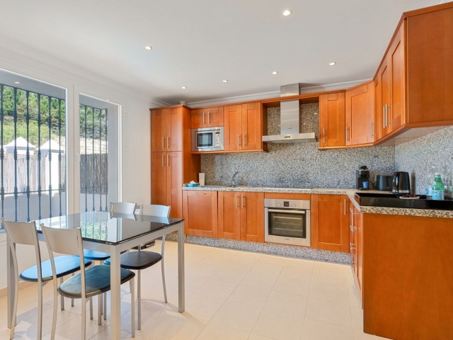 3 Makuuhuoneen Rivitalo Atalaya