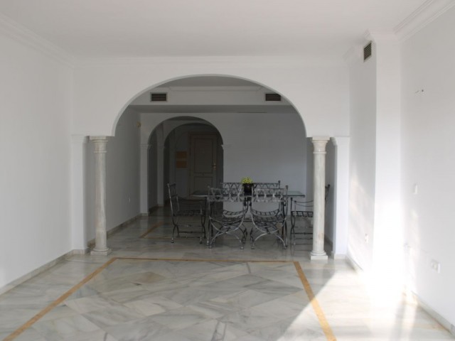 2 Schlafzimmer Apartment in Marbella