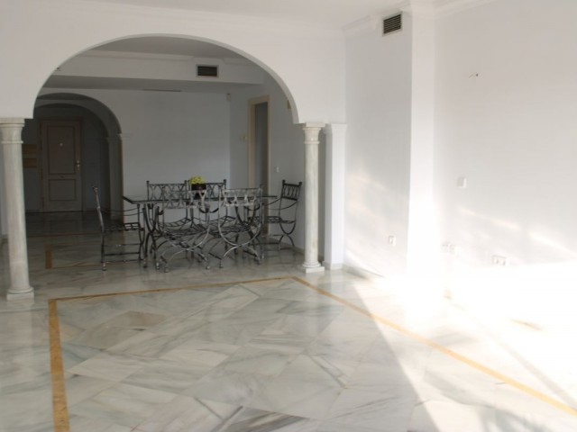 2 Schlafzimmer Apartment in Marbella