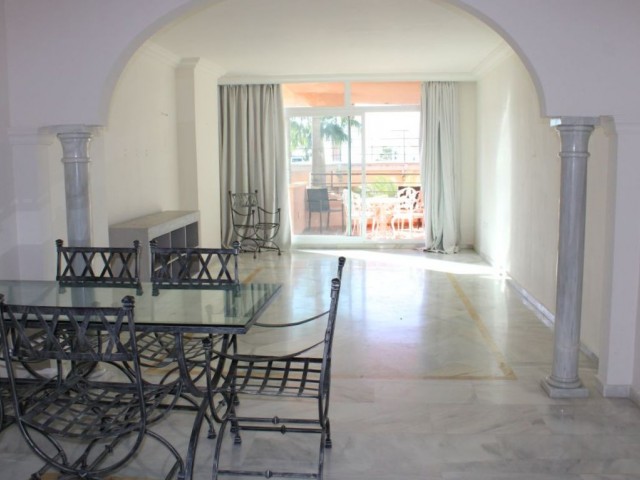 2 Schlafzimmer Apartment in Marbella