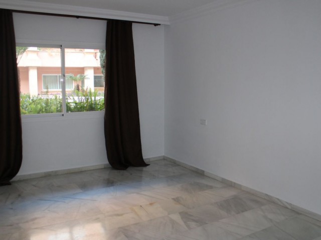 2 Schlafzimmer Apartment in Marbella
