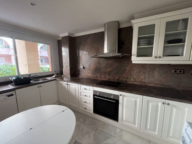 2 Schlafzimmer Apartment in Marbella