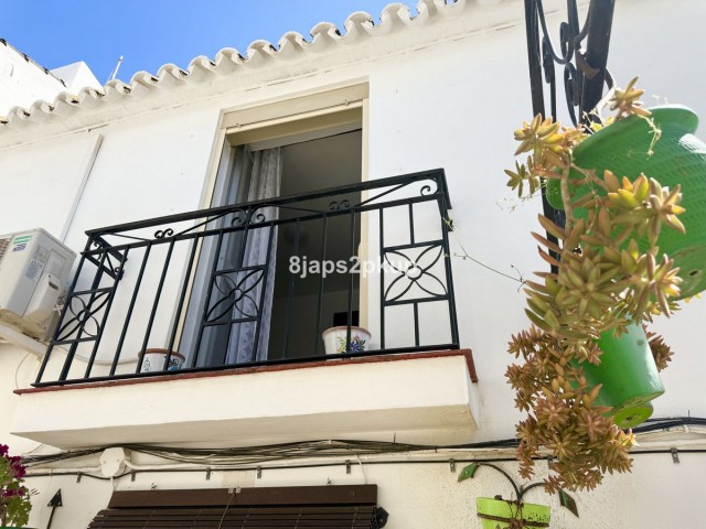 Maison mitoyenne avec 2 Chambres  à Estepona