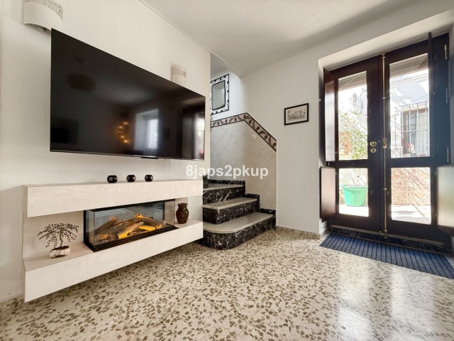 Maison mitoyenne avec 2 Chambres  à Estepona