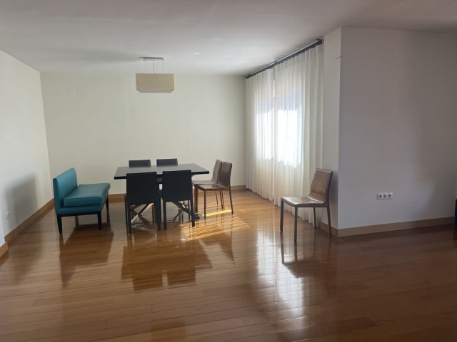 3 Slaapkamer Appartement in Estepona