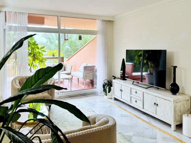 2 Schlafzimmer Apartment in Nueva Andalucía