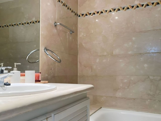 2 Schlafzimmer Apartment in Nueva Andalucía