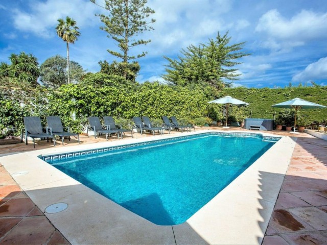 7 Schlafzimmer Villa in San Pedro de Alcántara