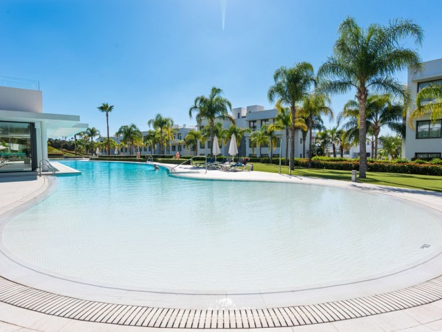 Appartement avec 3 Chambres  à Estepona