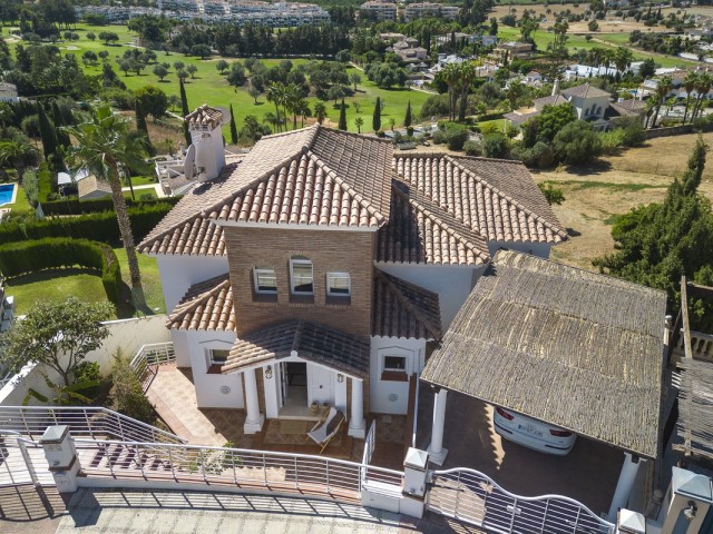 6 Makuuhuoneen Huvila Mijas