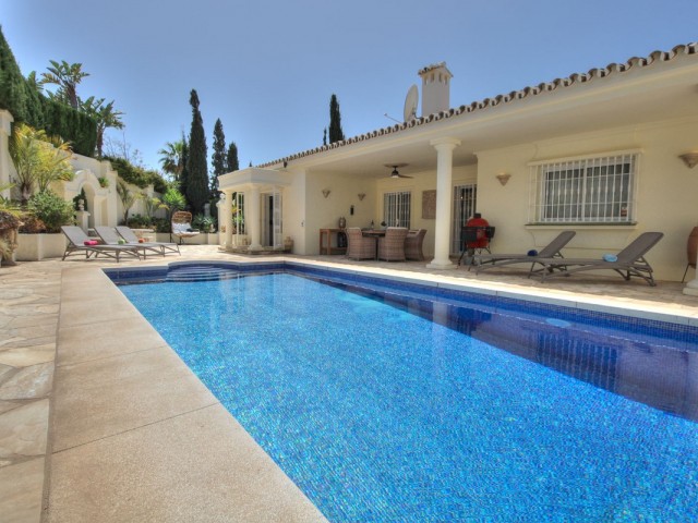 5 Bedrooms Villa in Torrenueva