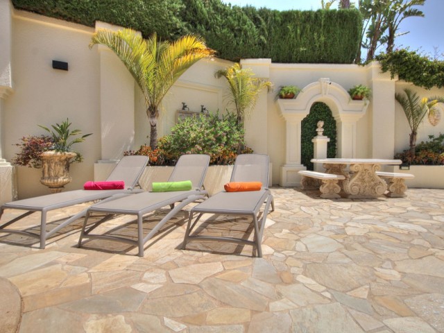 5 Bedrooms Villa in Torrenueva