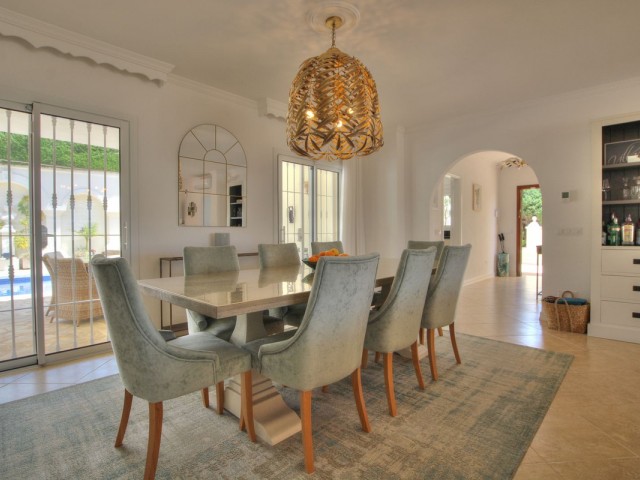 5 Bedrooms Villa in Torrenueva