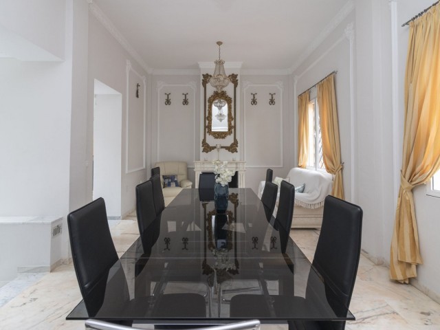 10 Bedrooms Villa in Hacienda Las Chapas