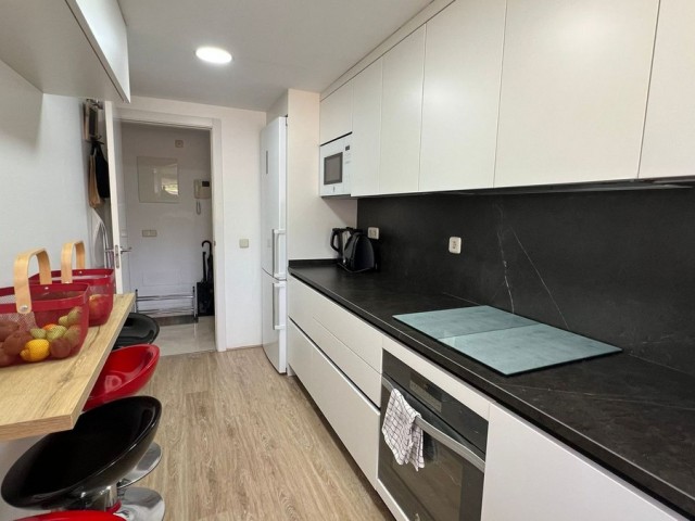 3 Sovrums Lägenhet i Estepona