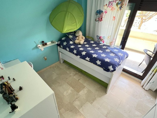 3 Sovrums Lägenhet i Estepona