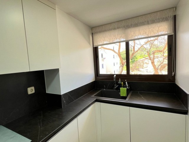 3 Sovrums Lägenhet i Estepona