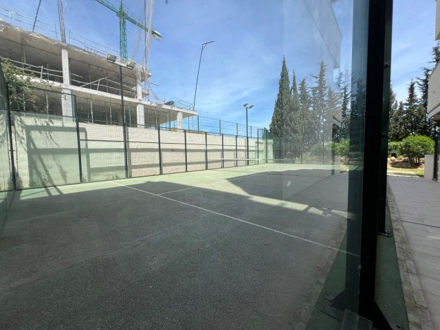 3 Sovrums Lägenhet i Estepona