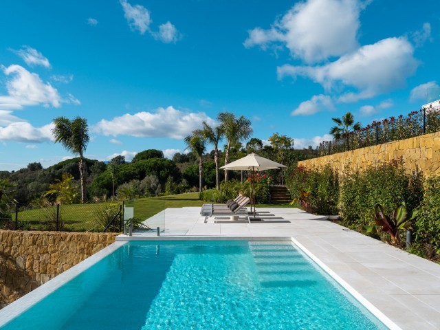 5 Bedrooms Villa in The Golden Mile