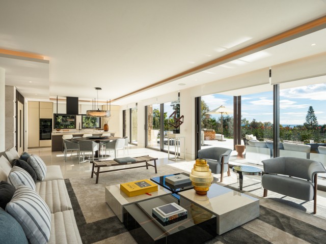 5 Bedrooms Villa in The Golden Mile