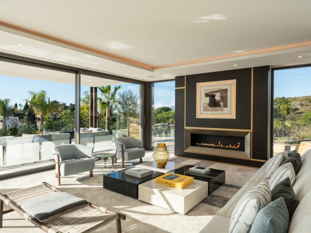 5 Bedrooms Villa in The Golden Mile