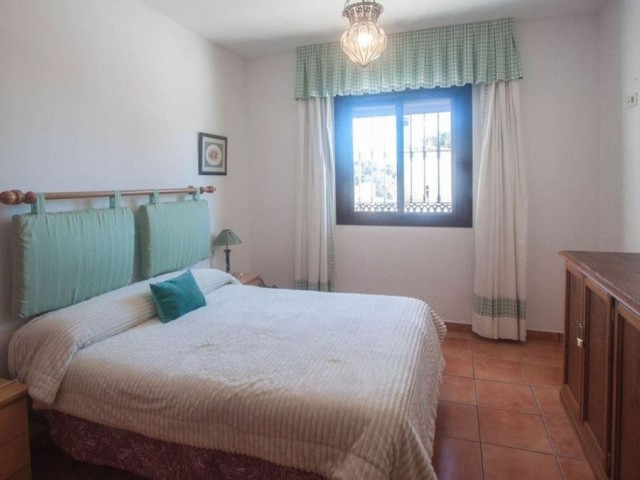 6 Schlafzimmer Villa in Estepona