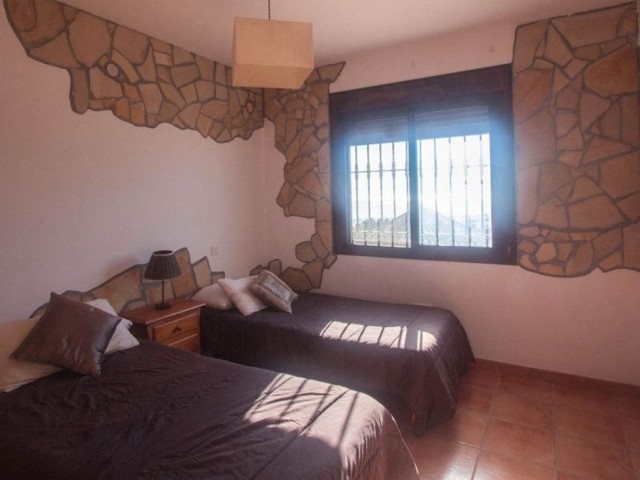 6 Schlafzimmer Villa in Estepona