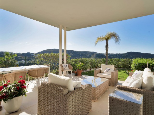 3 Makuuhuoneen Huoneisto Benahavís