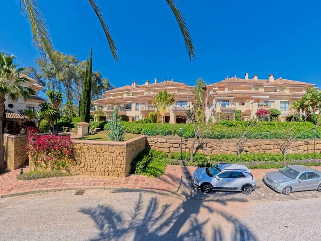 2 Bedrooms Apartment in Marbella
