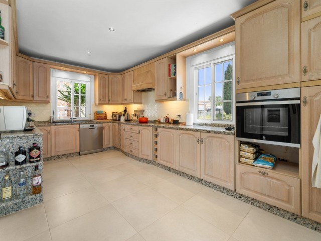 4 Makuuhuoneen Huvila Mijas