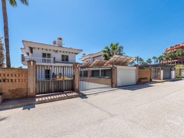 5 Makuuhuoneen Huvila La Capellania