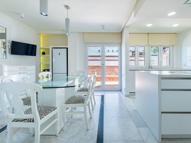 5 Makuuhuoneen Huvila La Capellania