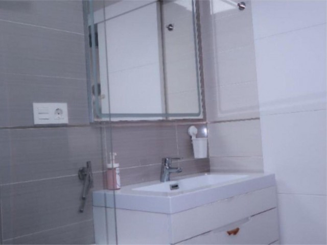 2 Schlafzimmer Apartment in Marbella