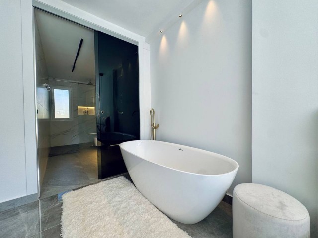 3 Slaapkamer Rijtjeshuis in Marbella