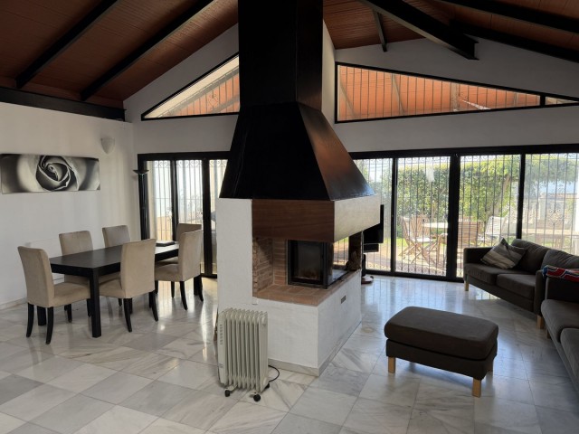 3 Schlafzimmer Villa in Estepona