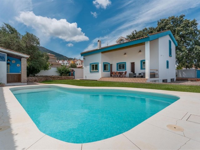 4 Makuuhuoneen Huvila Alhaurín el Grande