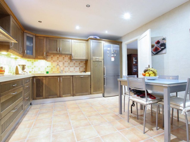 3 Schlafzimmer Apartment in Puerto Banús