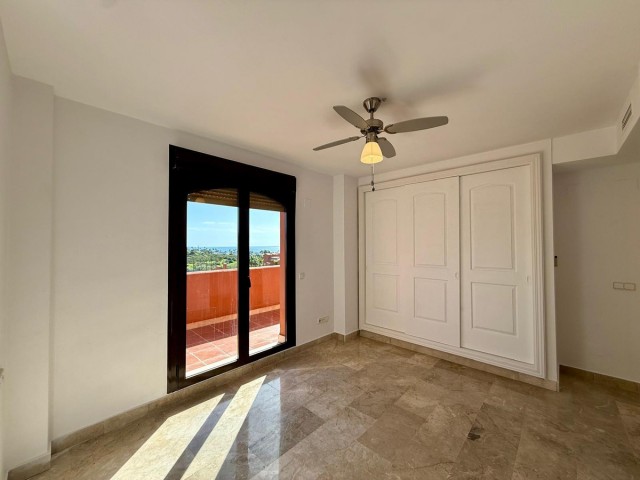 3 Makuuhuoneen Huoneisto Estepona