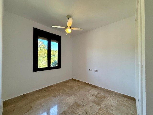 3 Makuuhuoneen Huoneisto Estepona