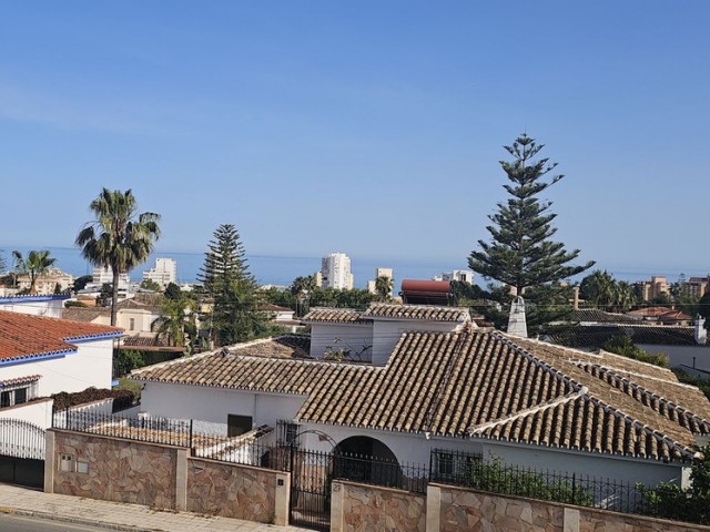 6 Bedrooms Villa in Benalmadena Costa