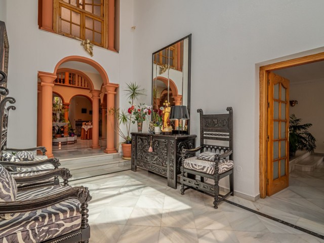 6 Bedrooms Villa in Benalmadena Costa