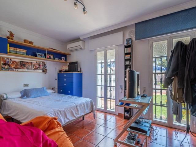 6 Bedrooms Villa in Benalmadena Costa