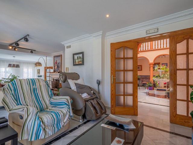 6 Bedrooms Villa in Benalmadena Costa