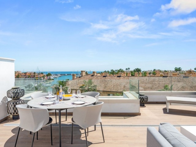 3 Schlafzimmer Apartment in Sotogrande Puerto