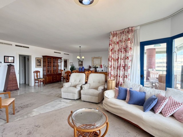 4 Schlafzimmer Apartment in Marbella