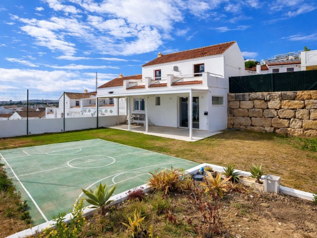 2 Makuuhuoneen Huvila Casares Playa