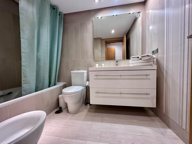 Appartement avec 3 Chambres  à Marbella